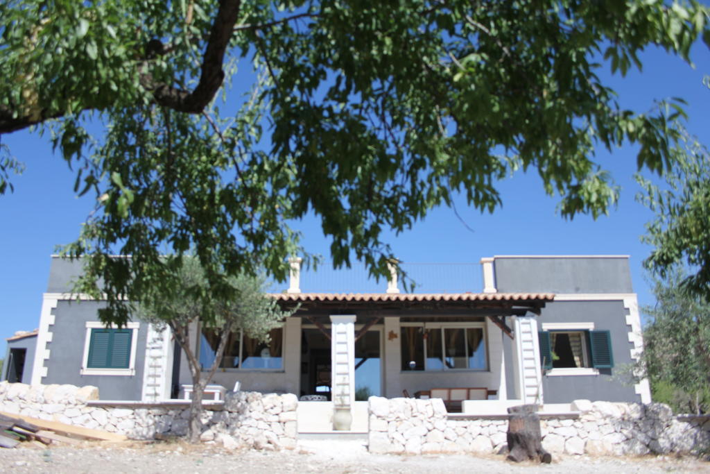 B&B Blues Avola Bagian luar foto